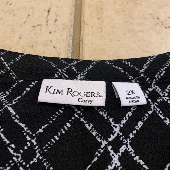 Kim Rogers Curvy Lattice Print Blouse - Black & White, Size 2X - Picture 2 of 7